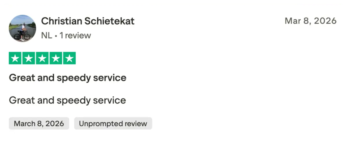 Trustpilot verified review praising easy setup on Samsung and LG Smart TV